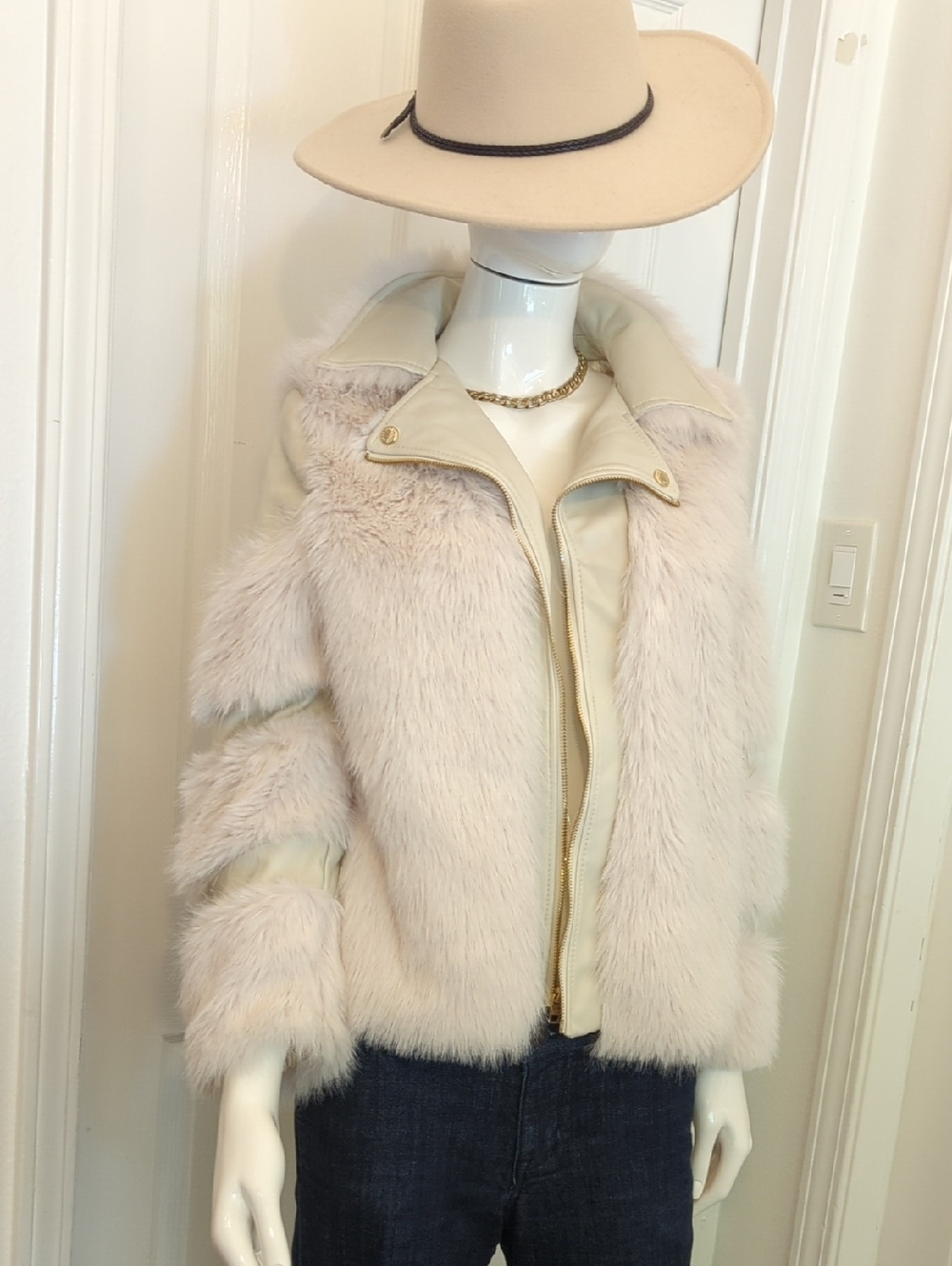 Marc New York Cream Ivory Faux Fur Zip Jacket Small